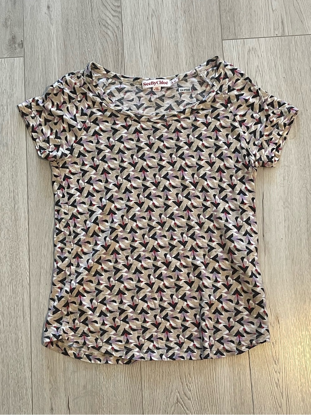 See By Chloe Geometric Printed Crewneck T-Shirt